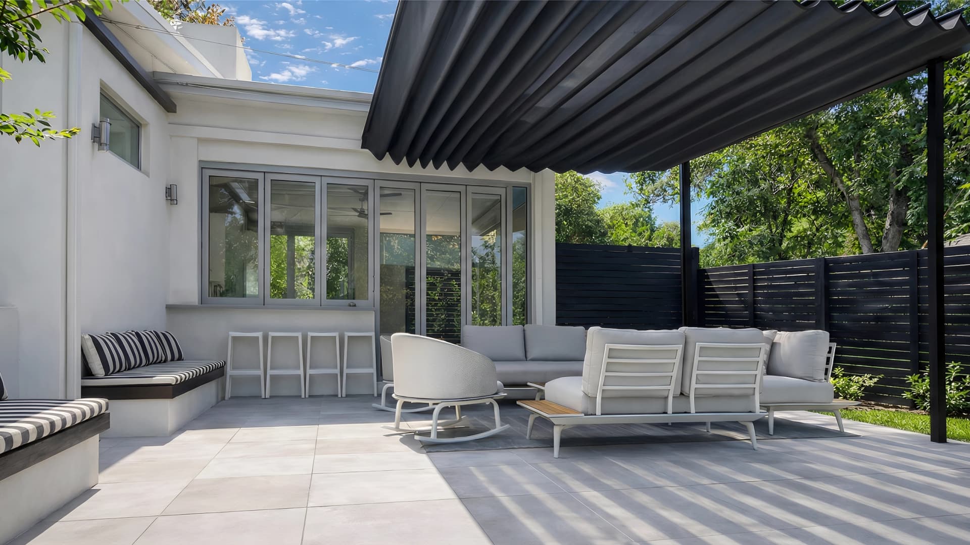 Solskydd för uteplats