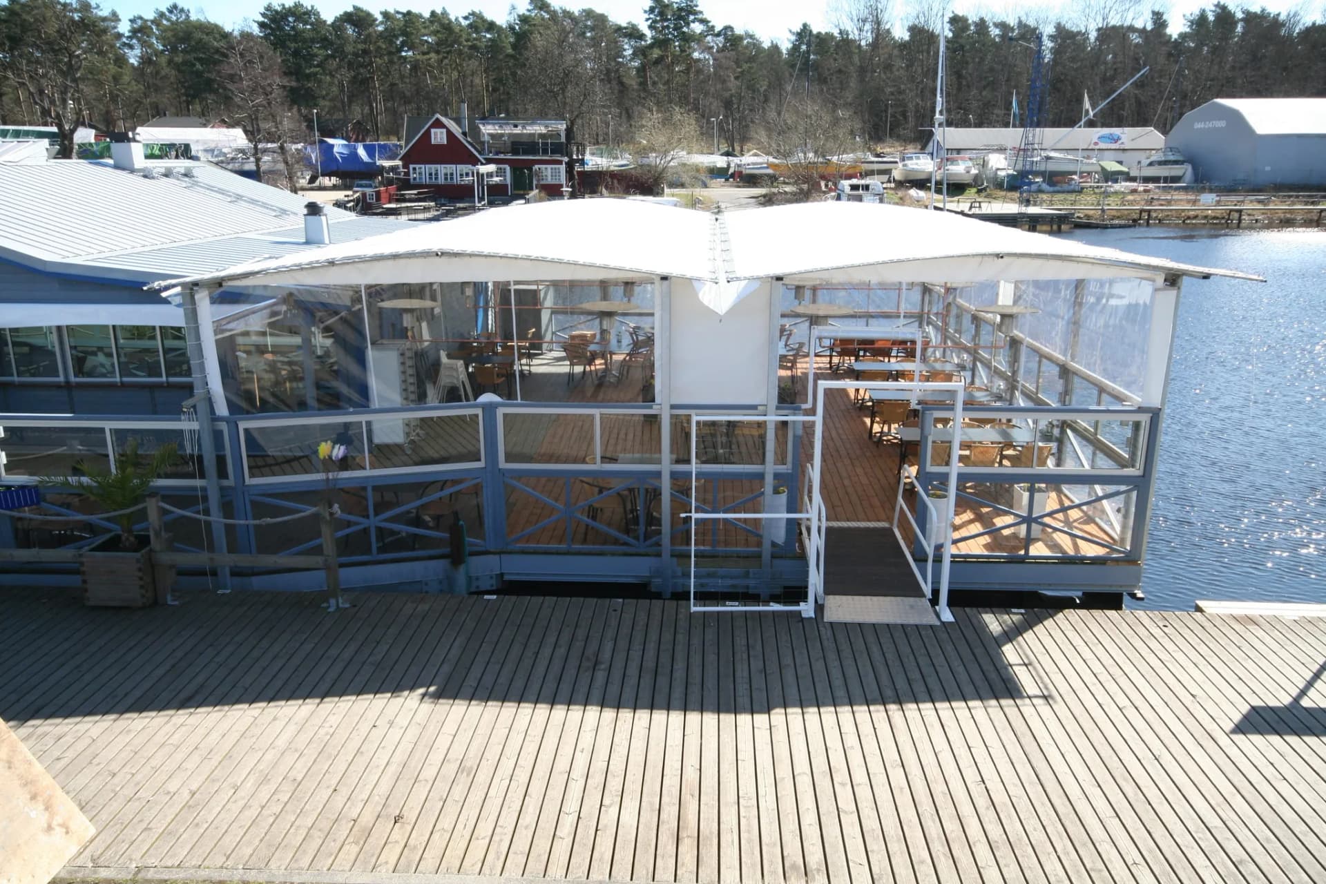 Specialanpassat solskydd för unik miljö